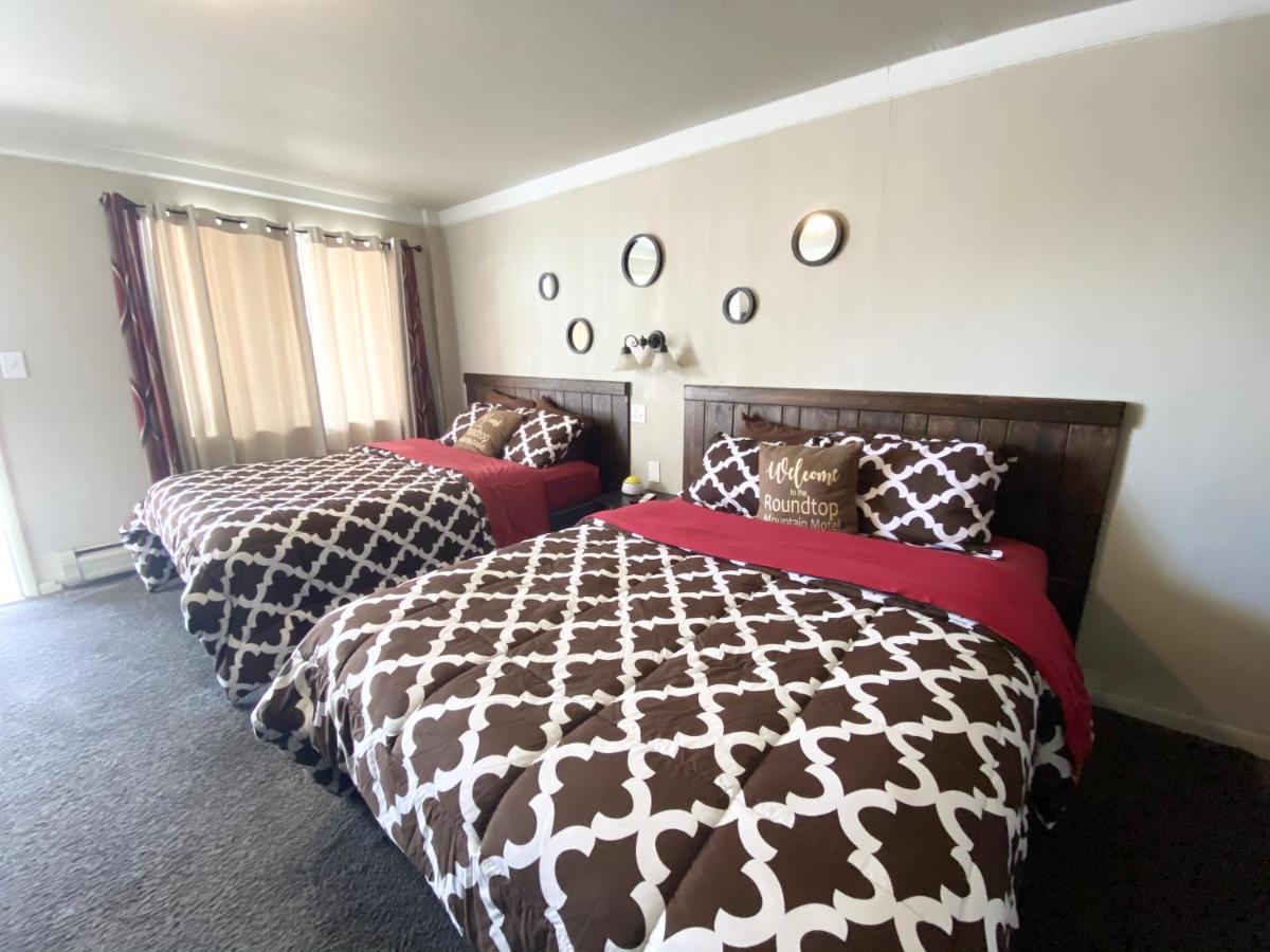 תרמופוליס Roundtop Mountain Vista - Cabins And Motel מראה חיצוני תמונה