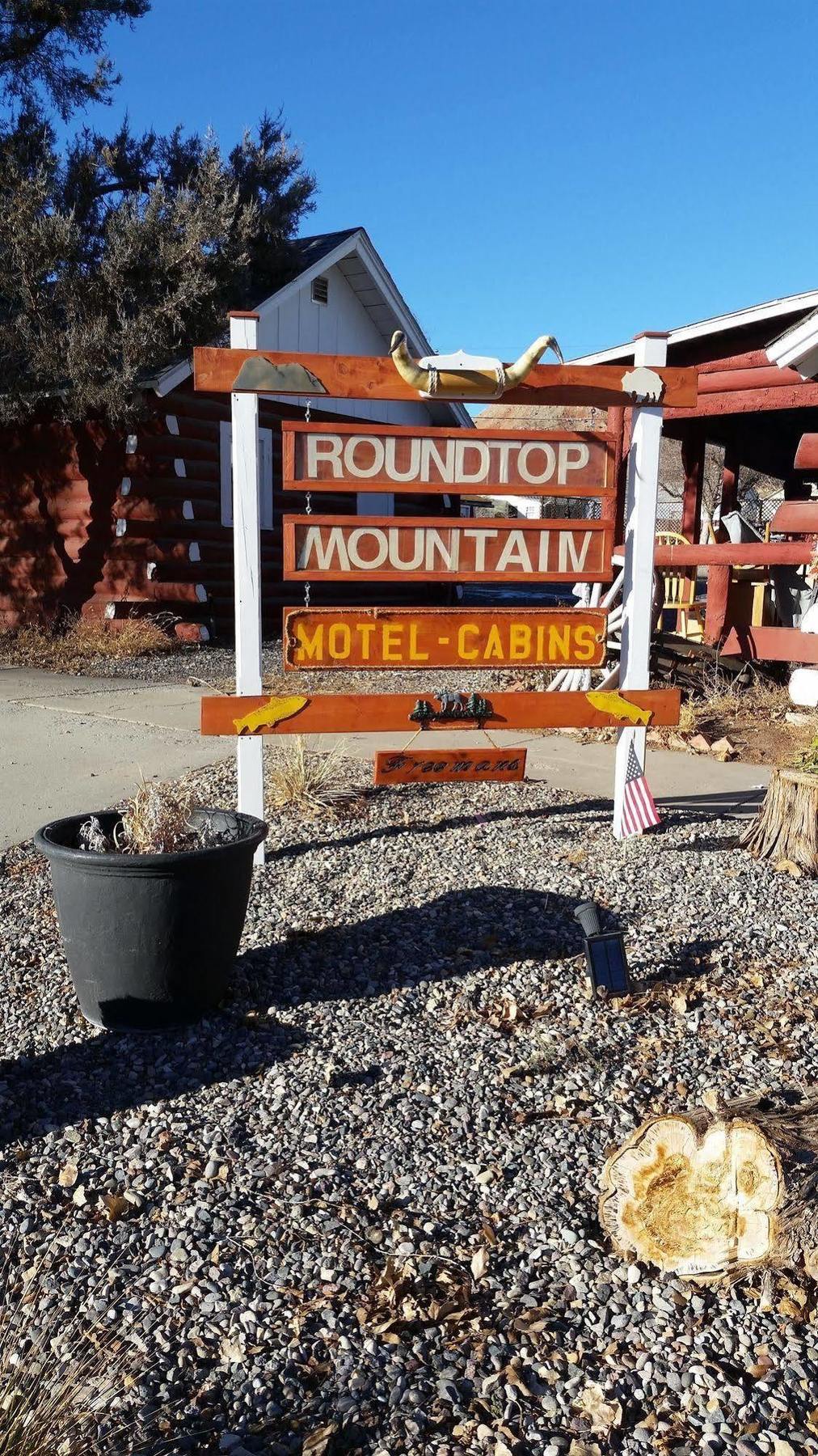 תרמופוליס Roundtop Mountain Vista - Cabins And Motel מראה חיצוני תמונה